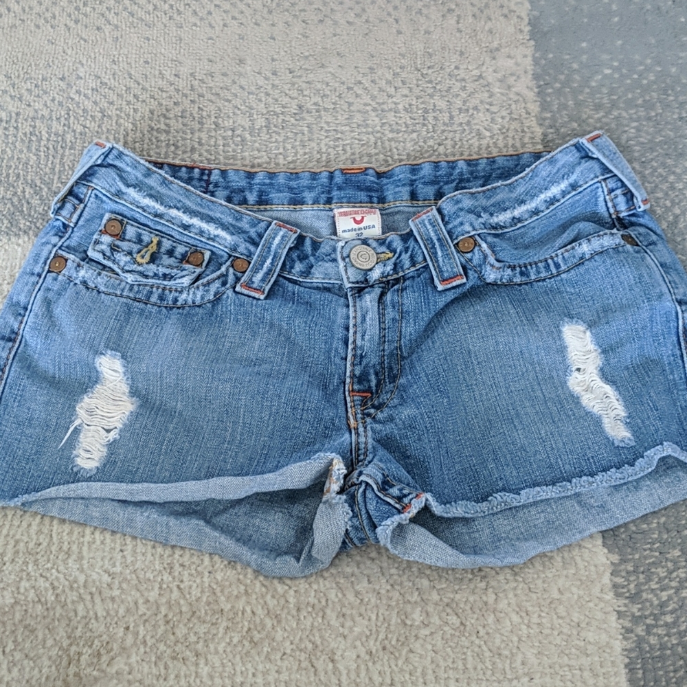 True religion booty shorts